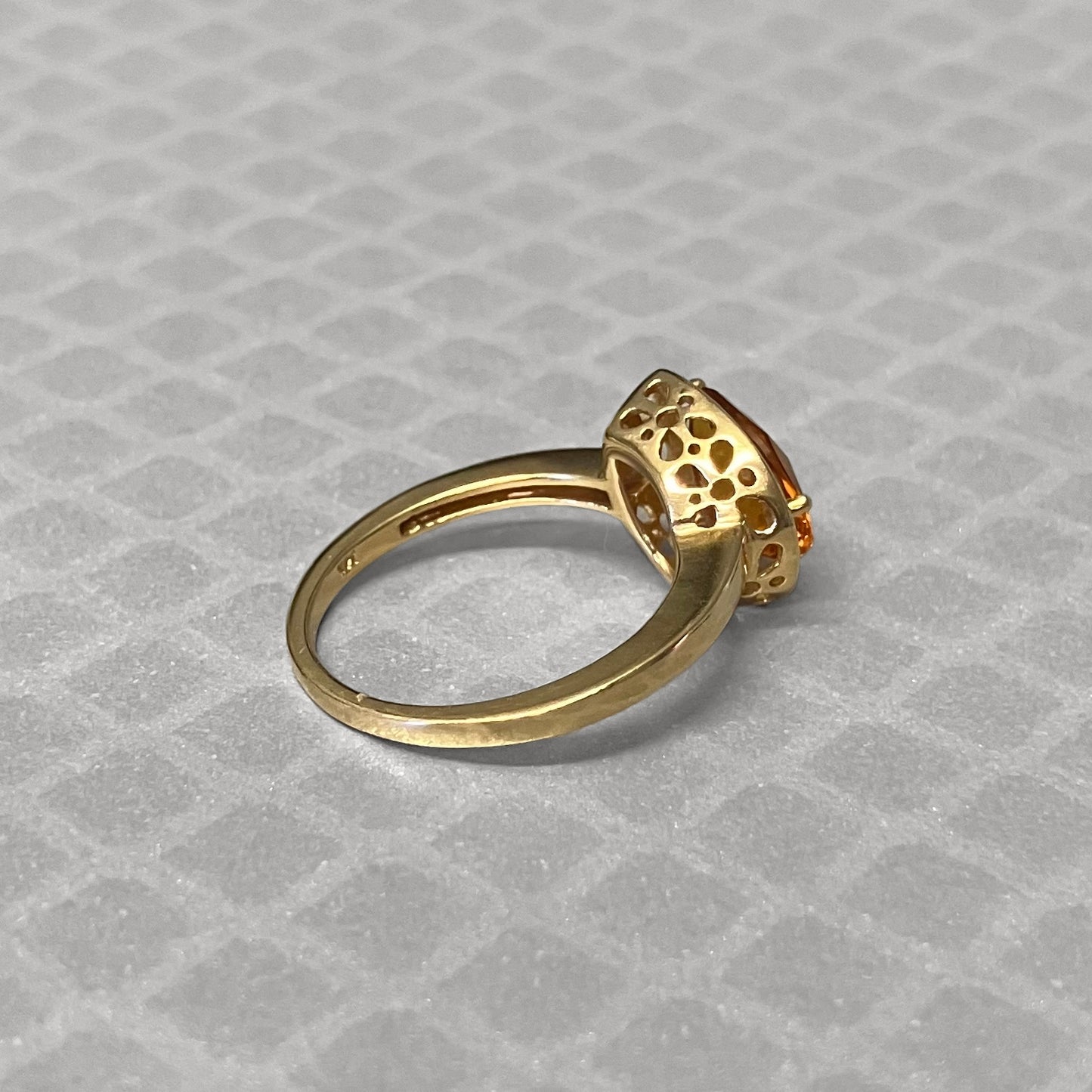 Preowned Yellow Gold and Pear Shape Citrine Ring