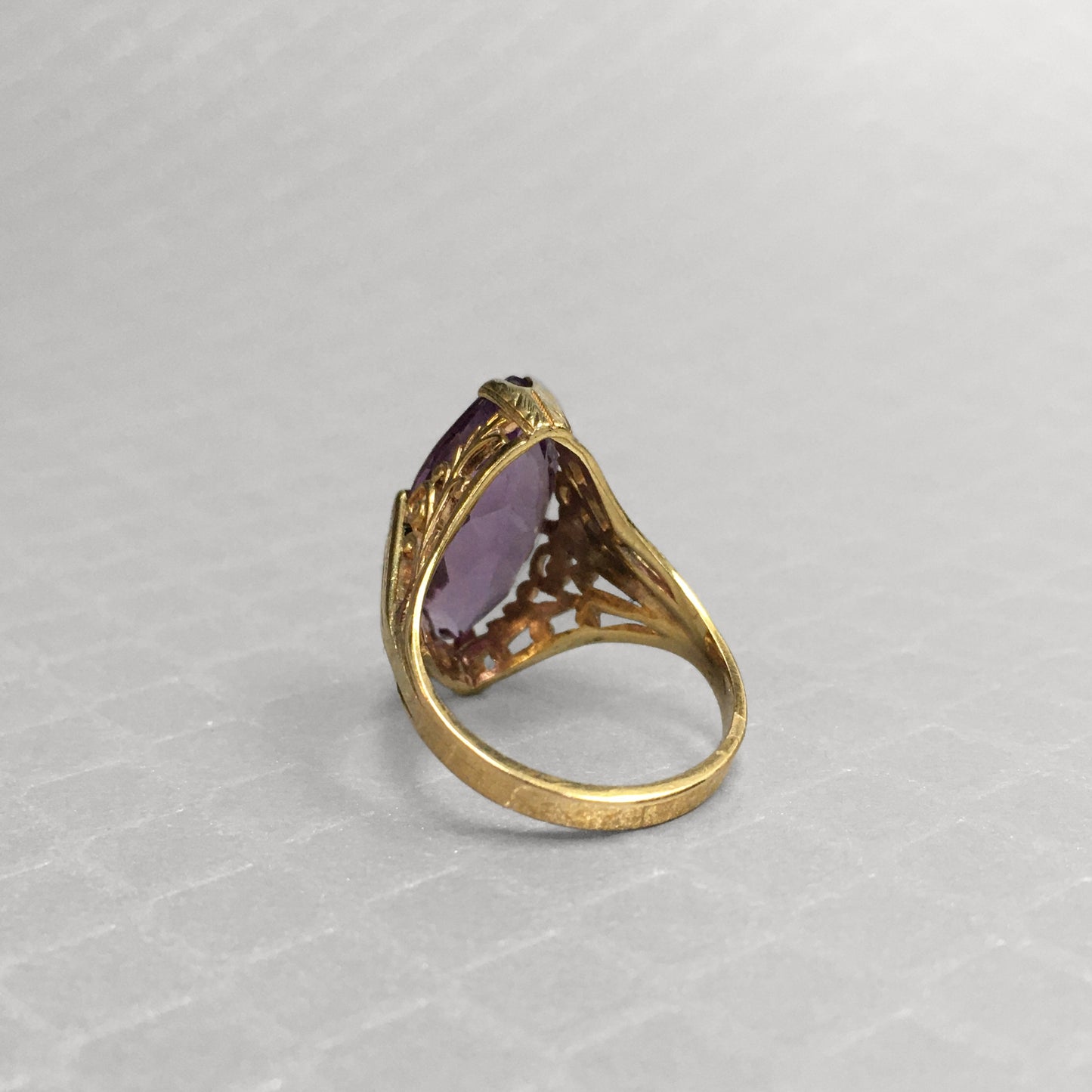 Preowned Yellow Gold and Amethyst Ring