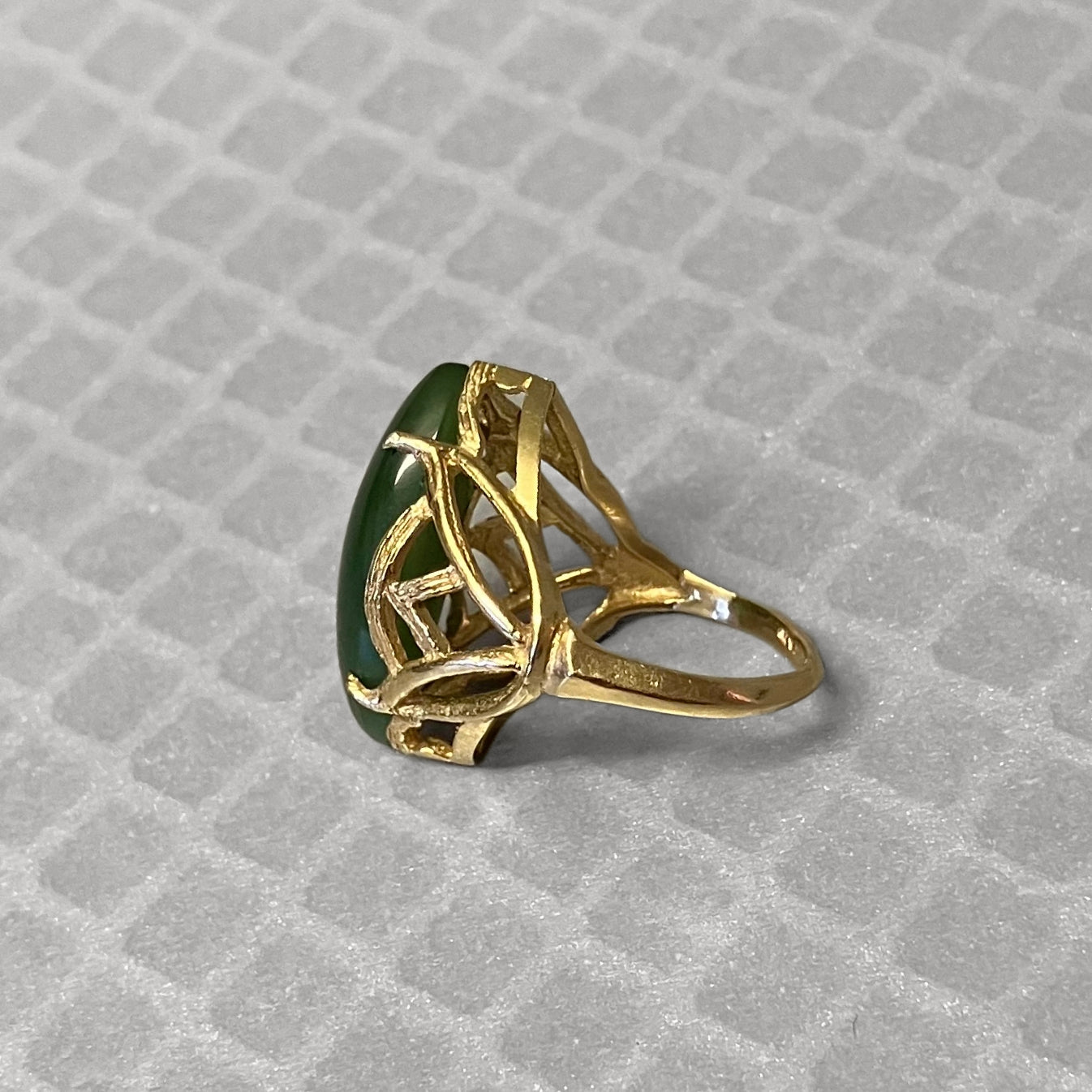 Preowned Yellow Gold and Nephrite Jade Ring