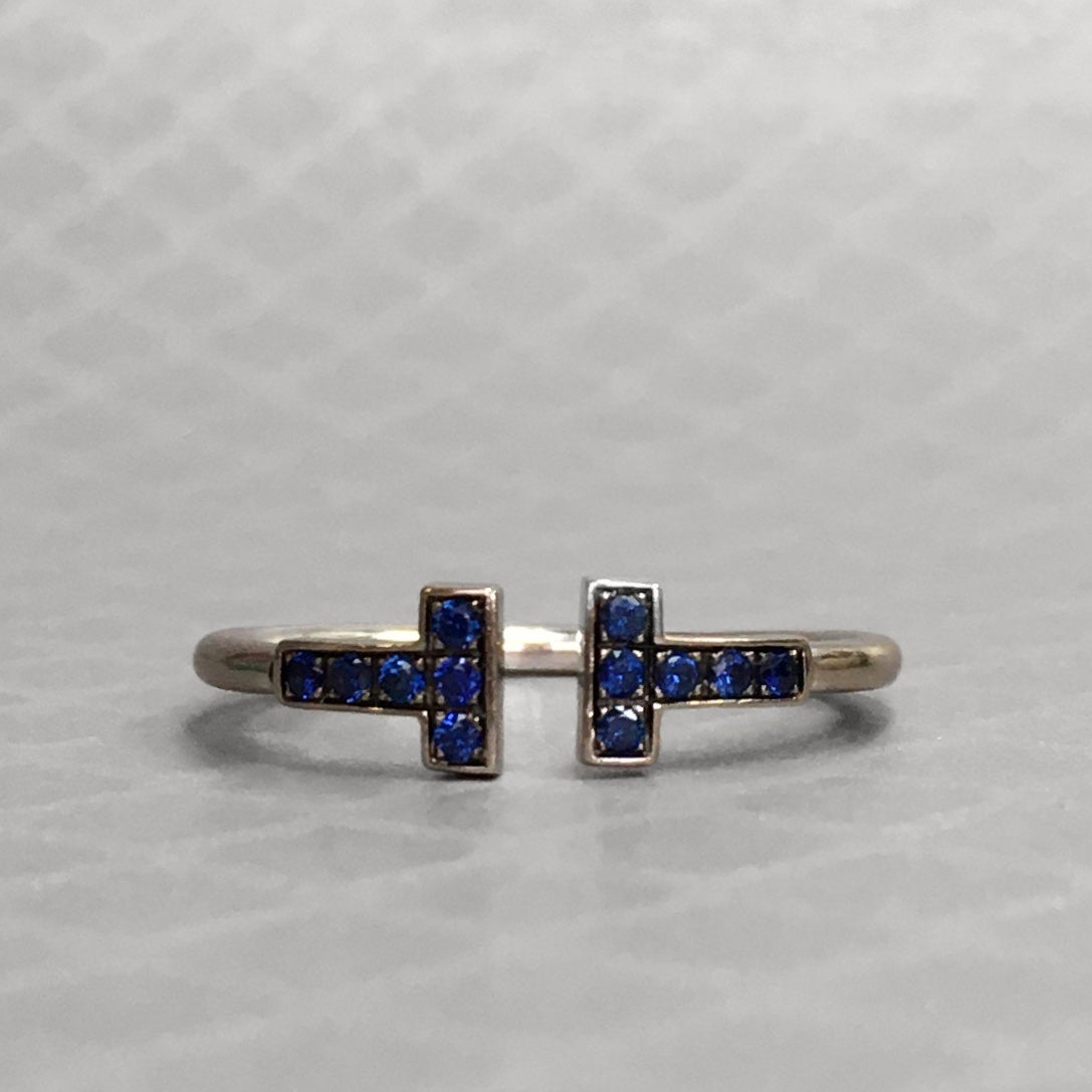 Preowned White Gold and Blue Sapphire Tiffany & Co. T Ring