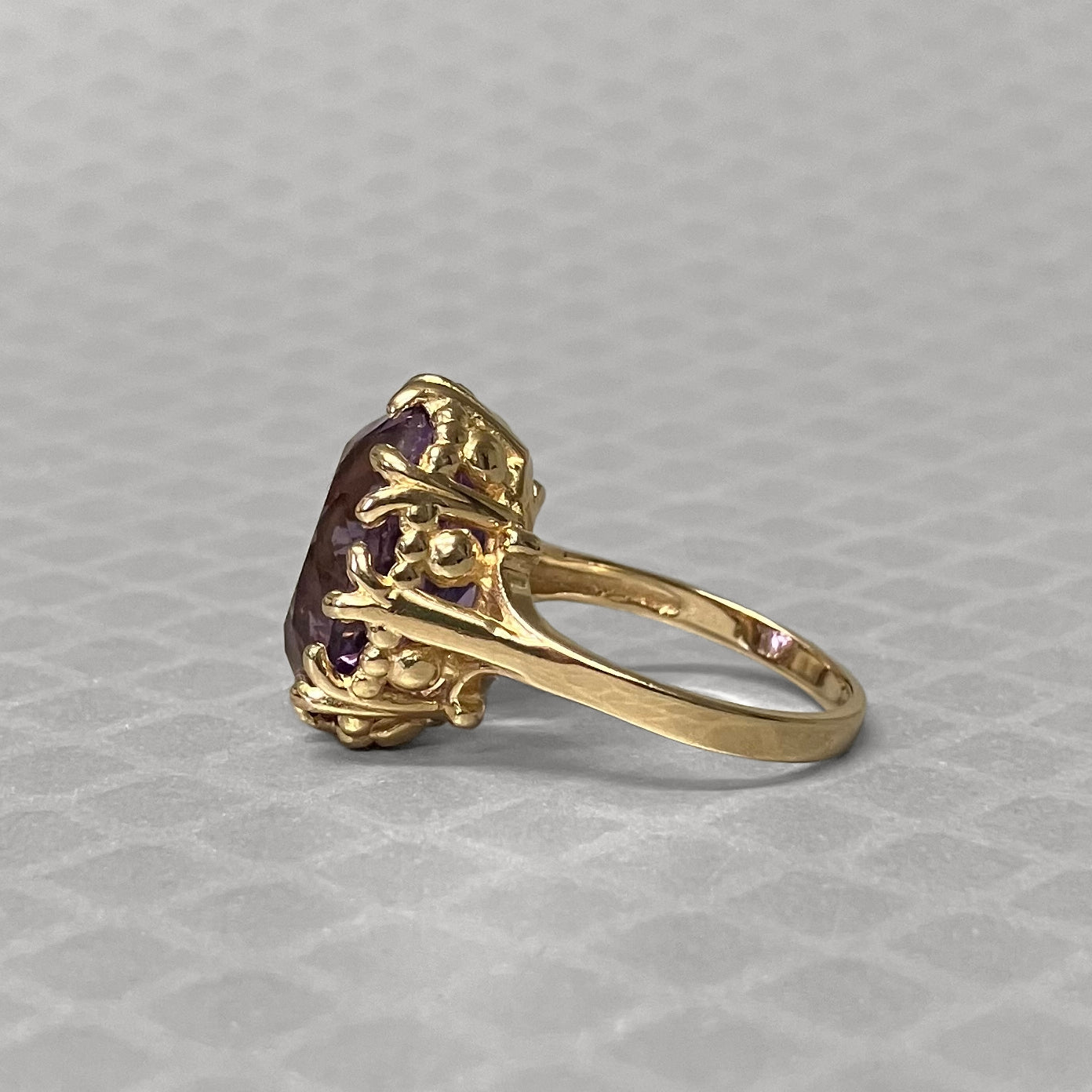 Preowned Yellow Gold and Amethyst Crown Style Ring