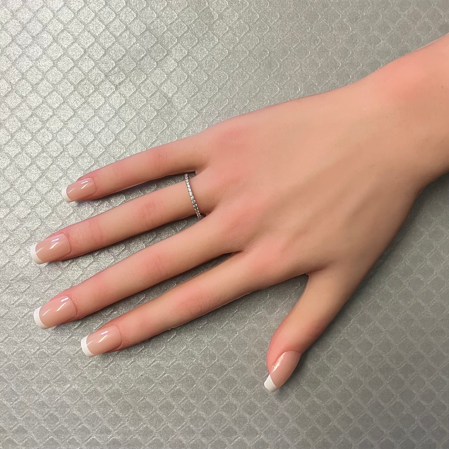 Preowned White Gold and Round Diamond Ring