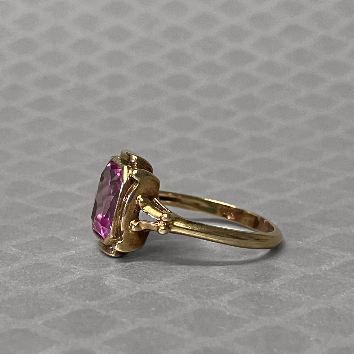 Preowned Yellow Gold and Synthetic Pink Sapphire Ring