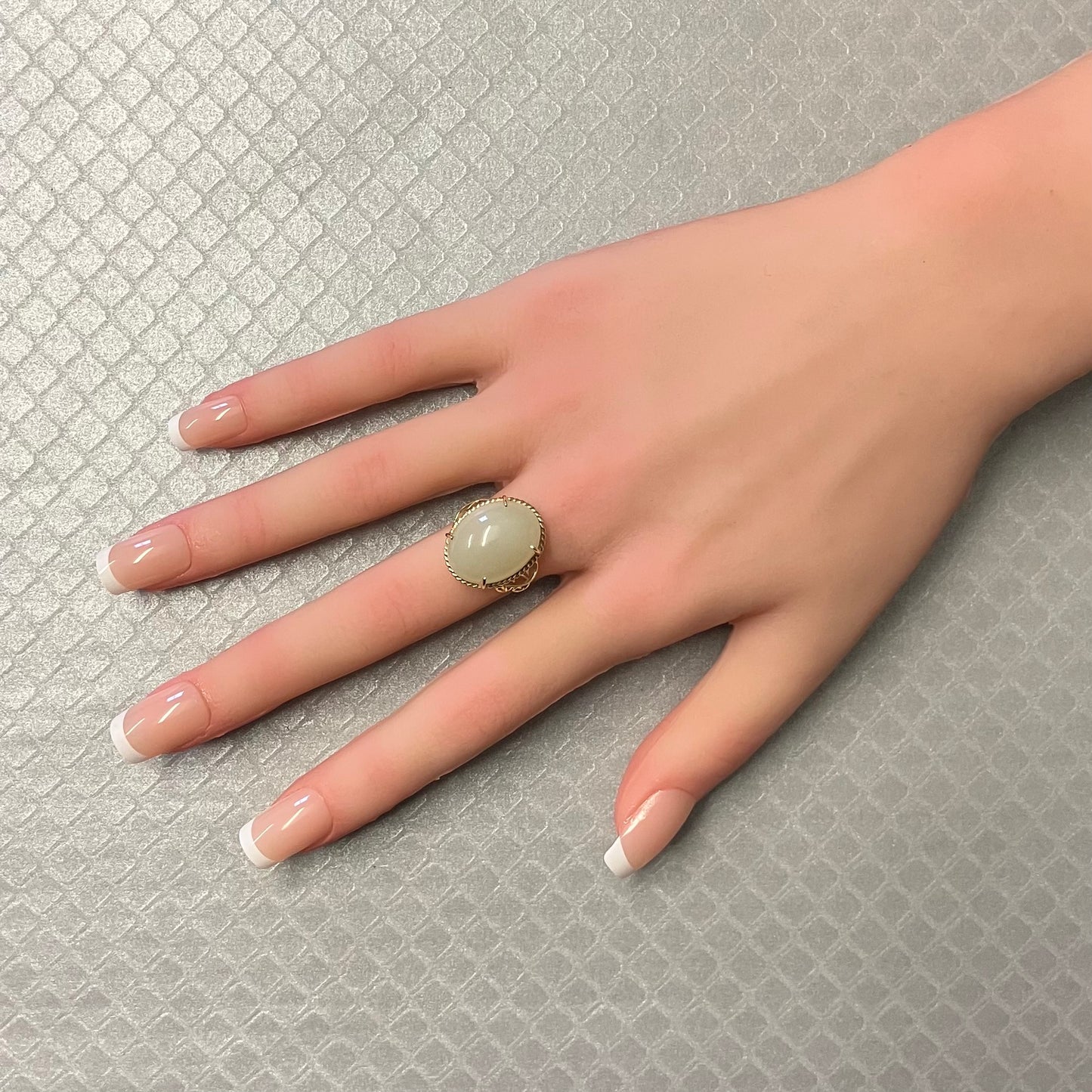 Preowned Yellow Gold and Pale Nephrite Jade Ring