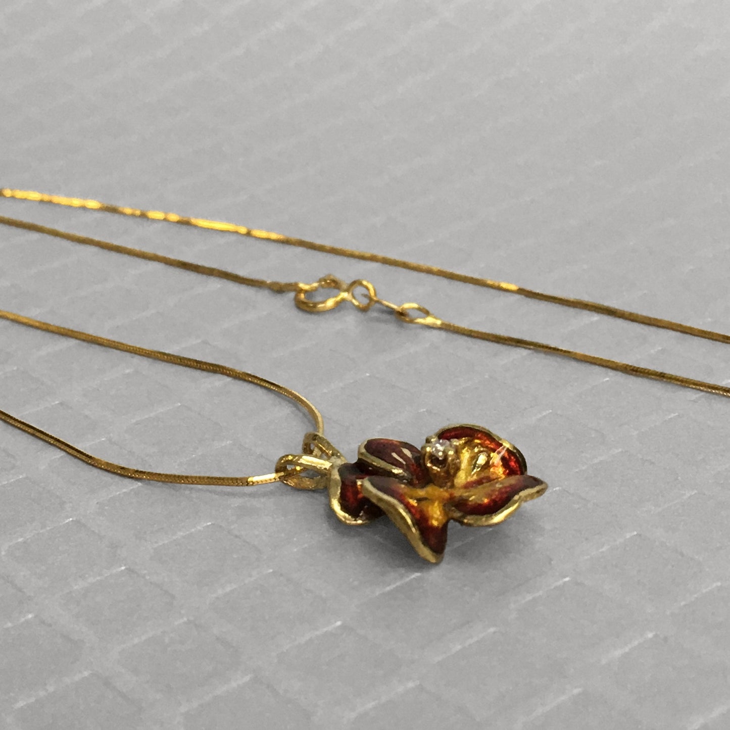 Preowned Yellow Gold Diamond and Enamel Pansy Pendant
