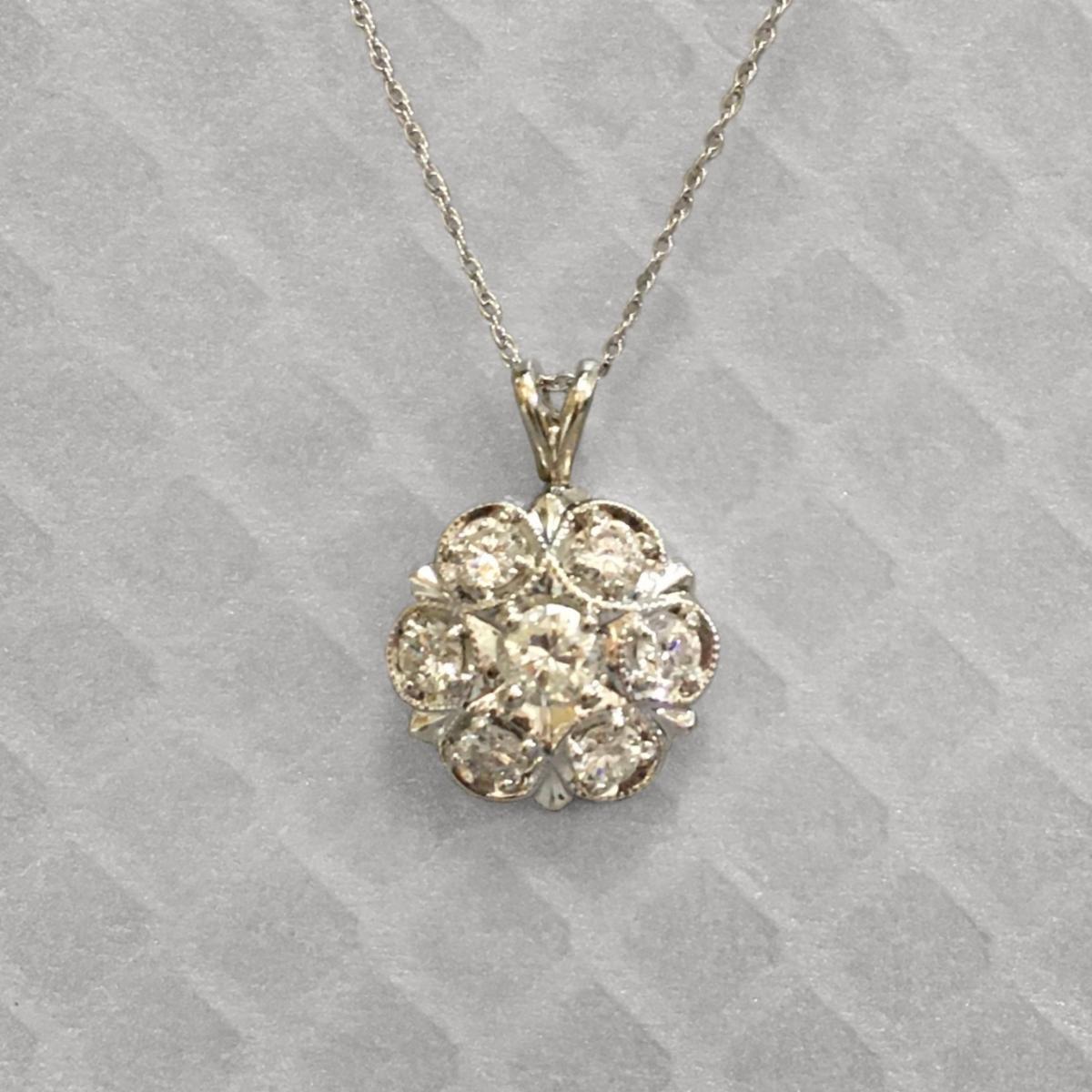 Preowned White Gold and Diamond Pendant