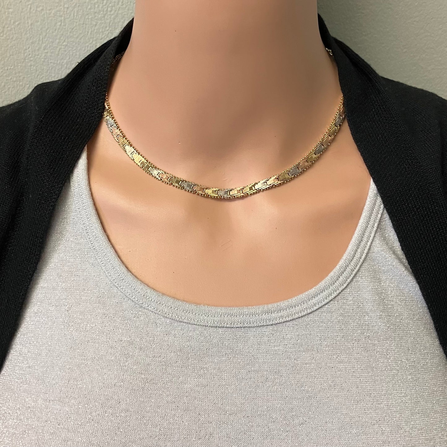 Preowned Tricolor Gold Textured Beaded Collar