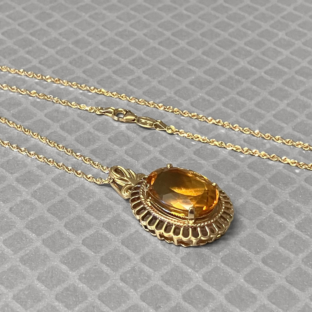 Preowned Yellow Gold and Citrine Scallop Pendant