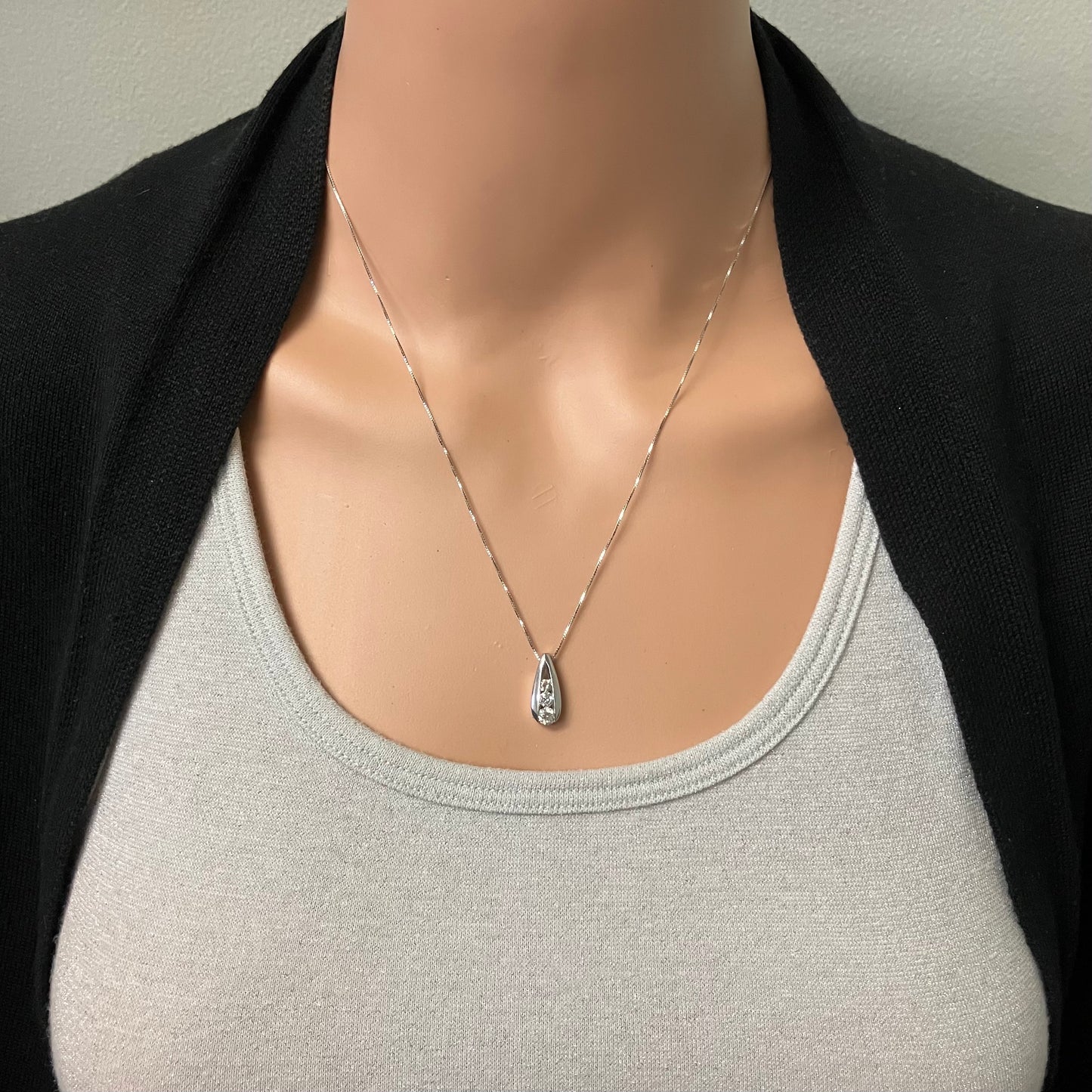 Preowned White Gold and Three Diamond Pendant