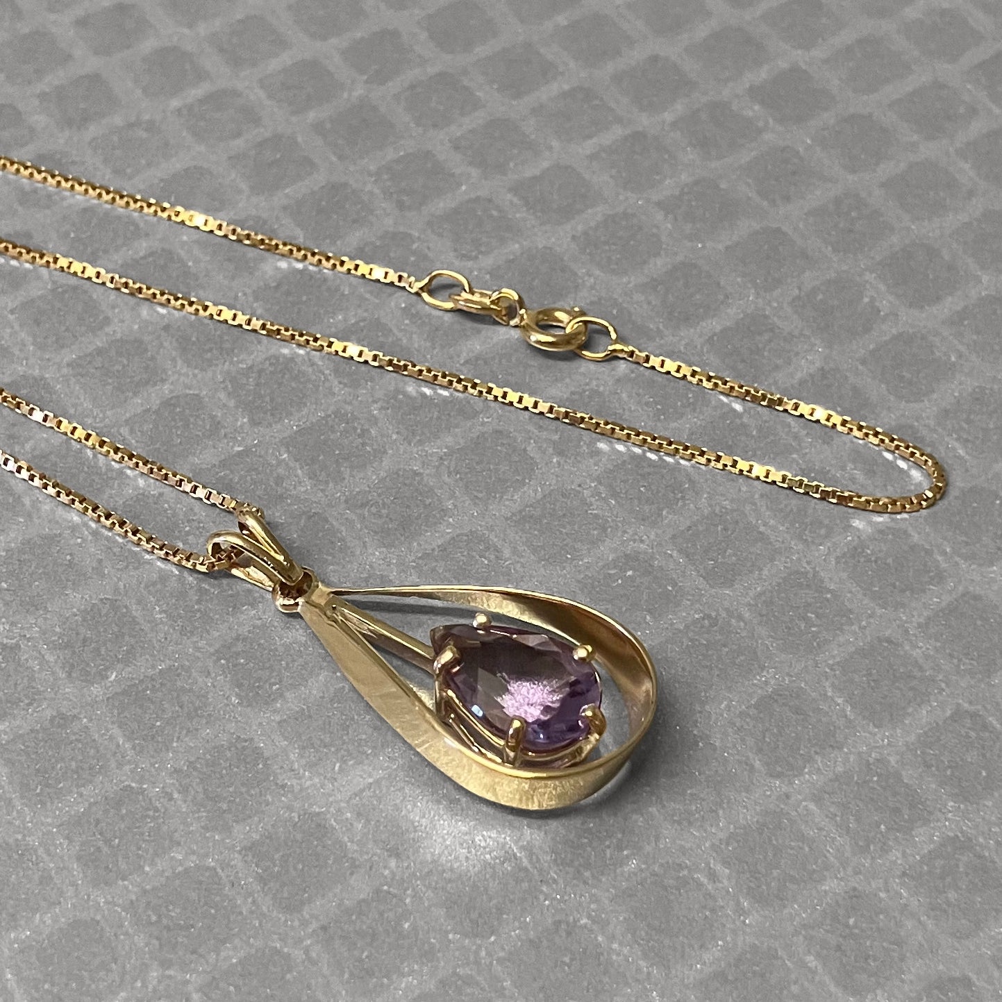 Preowned Yellow Gold and Pear Shaped Amethyst Open Mounting Pendant