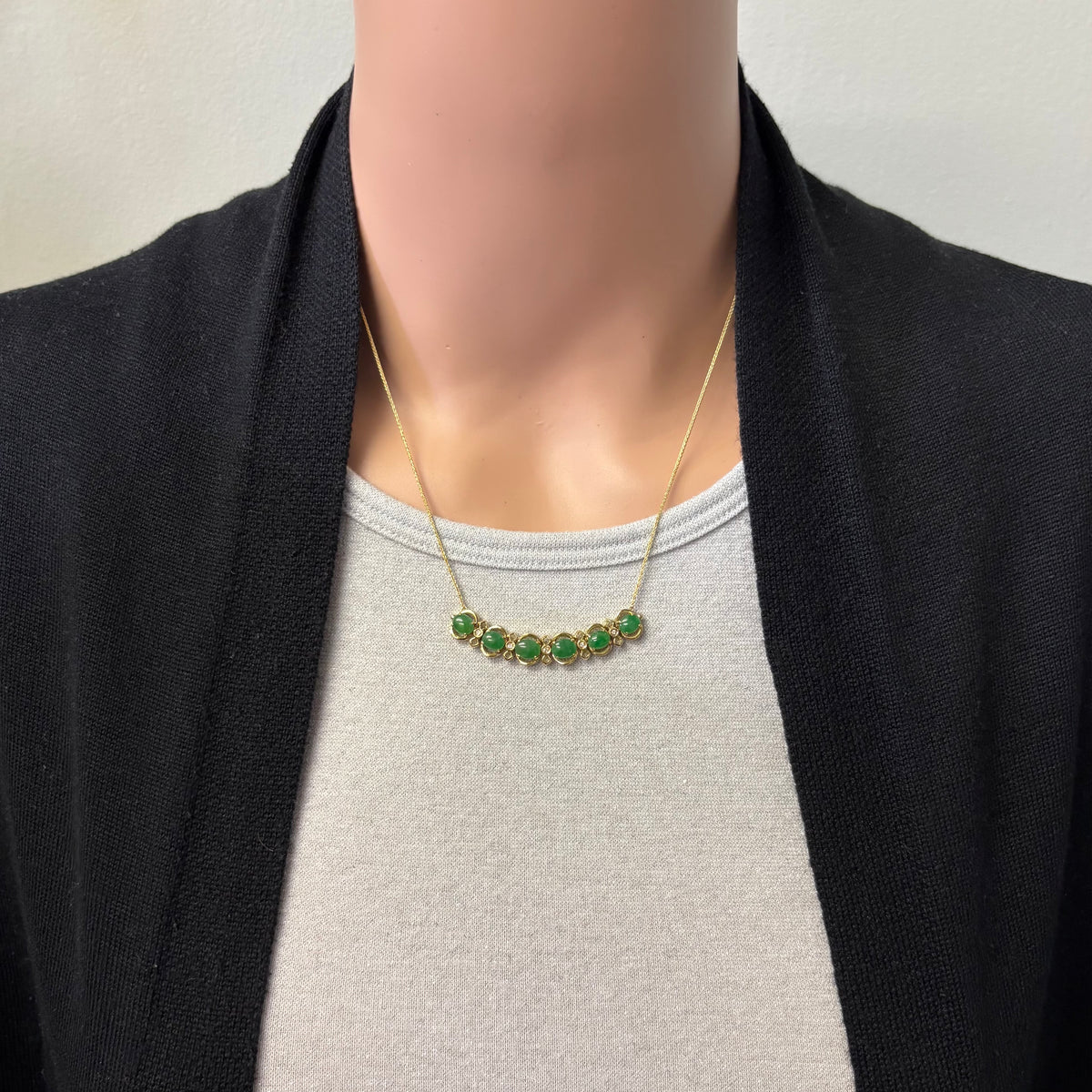 Preowned Yellow Gold Jadeite and Diamond Pendant