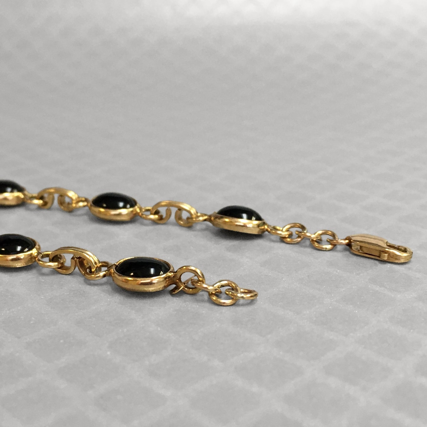 Preowned Yellow Gold and Onyx Bracelet