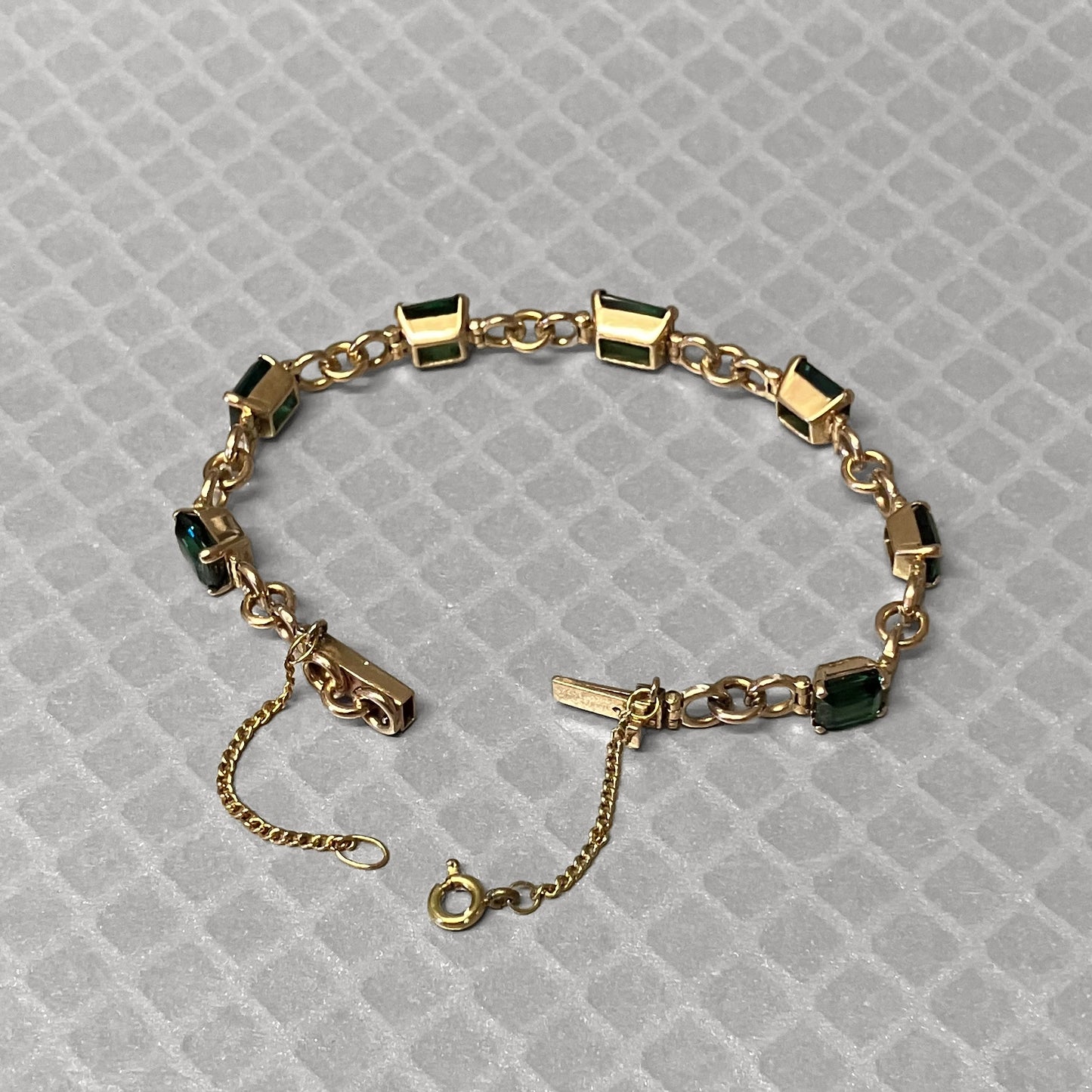 Preowned Yellow Gold and Green Tourmaline Bracelet