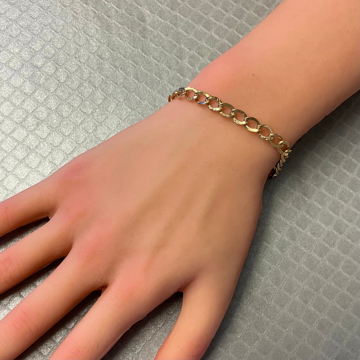 Preowned Yellow Gold Polished and Engraved Link Bracelet