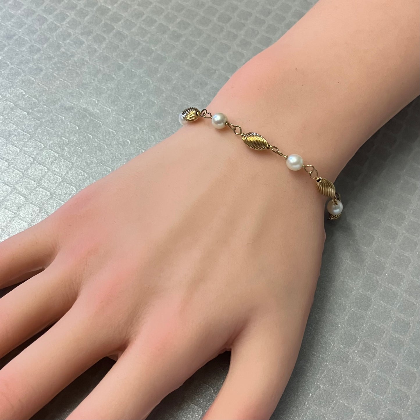 Preowned Yellow Gold Cultured Pearl and Twist Bead Bracelet