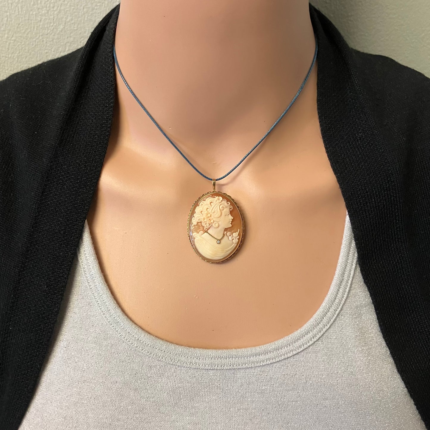 Preowned Yellow Gold Shell Cameo and Diamond Brooch