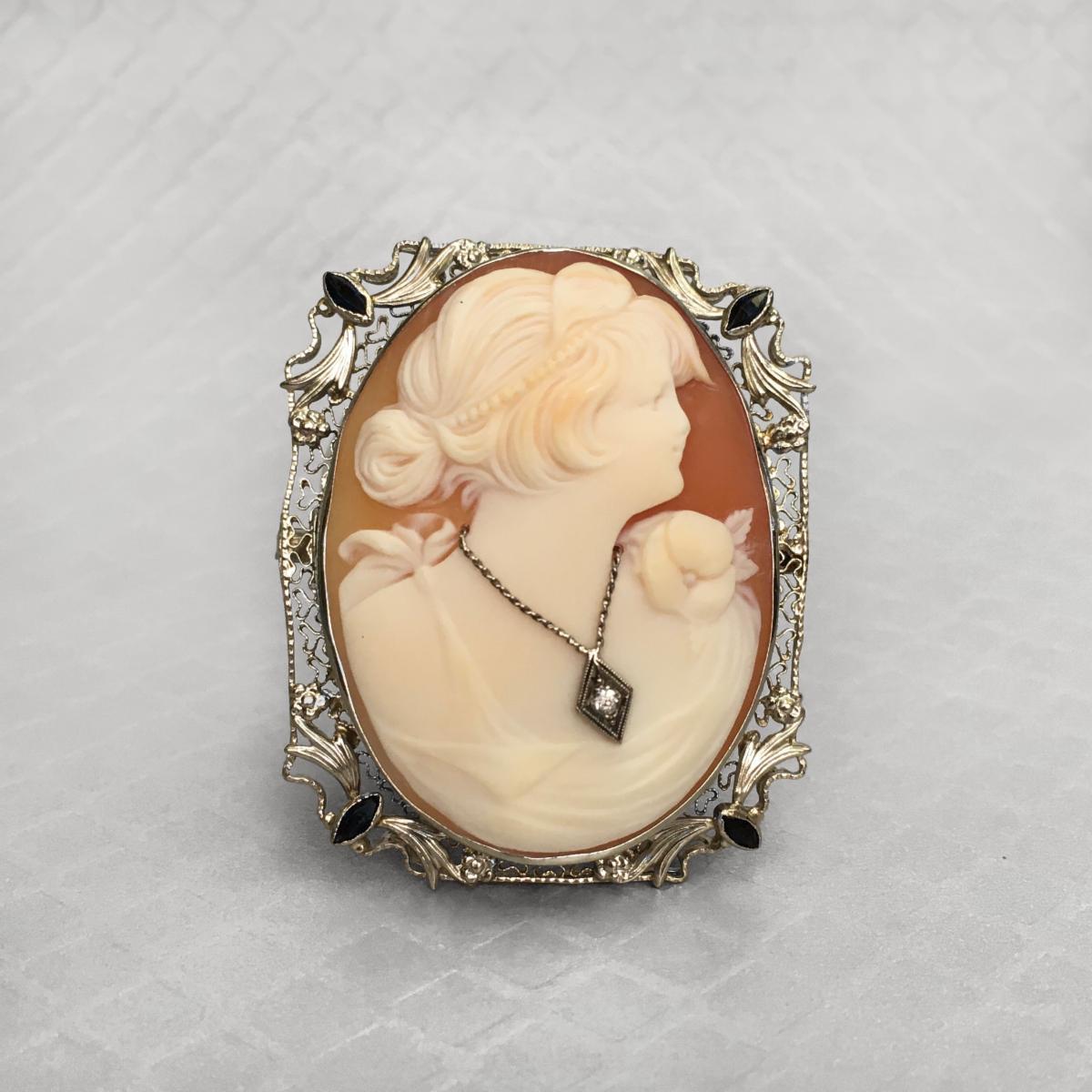 Preowned White Gold Diamond Shell Cameo Brooch