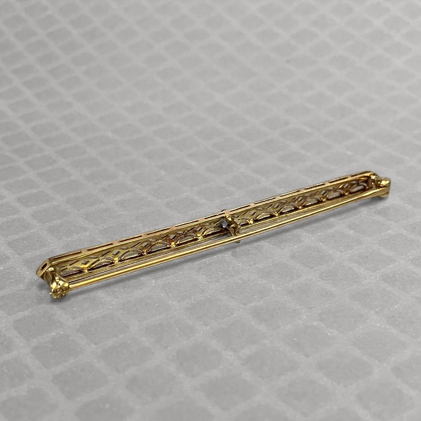 Preowned Platinum and Yellow Gold Blue Sapphire Krementz Bar Pin
