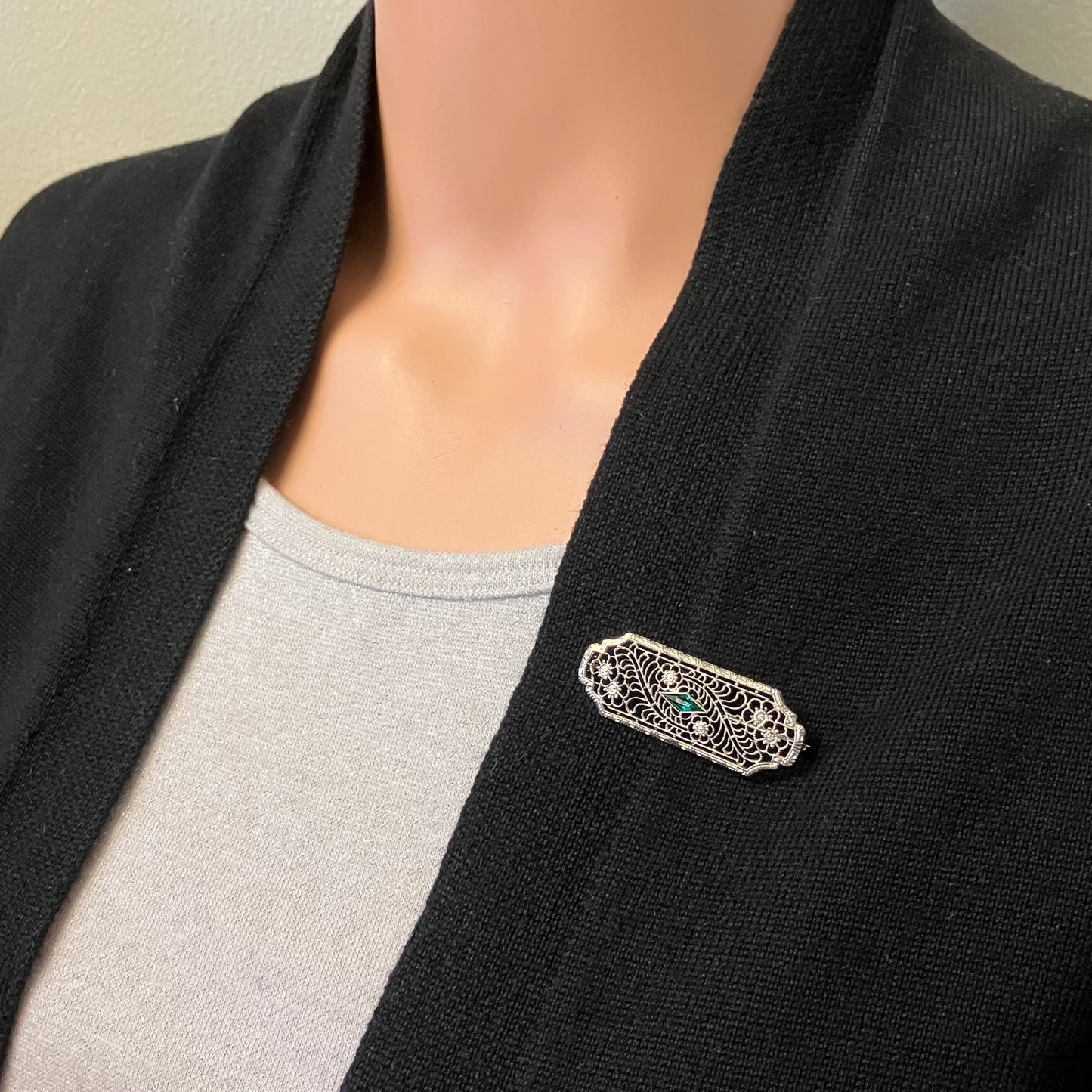 Preowned White Gold and Imitation Green Stone Marquise Bar Pin