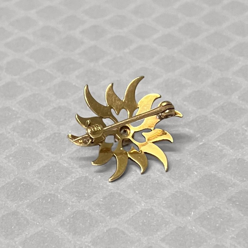 Preowned Yellow Gold and Seed Pearl Starburst Brooch