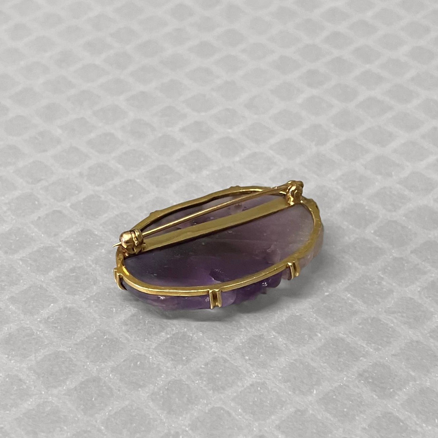 Preowned Yellow Gold and Carved Amethyst Brooch