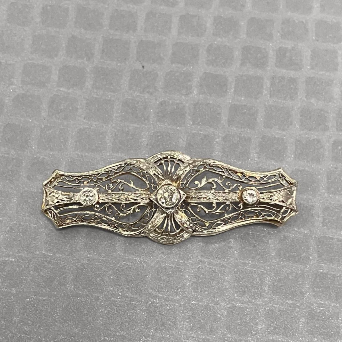 Preowned White and Yellow Gold Old European Cut Diamond Filigree Brooch