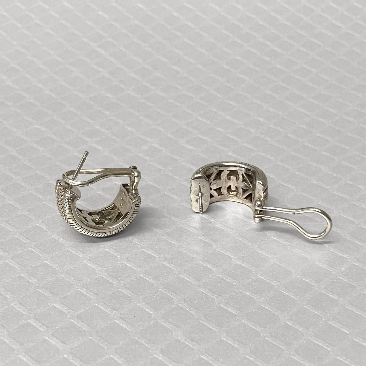 Preowned Sterling Silver Judith Ripka Ribbed Earrings