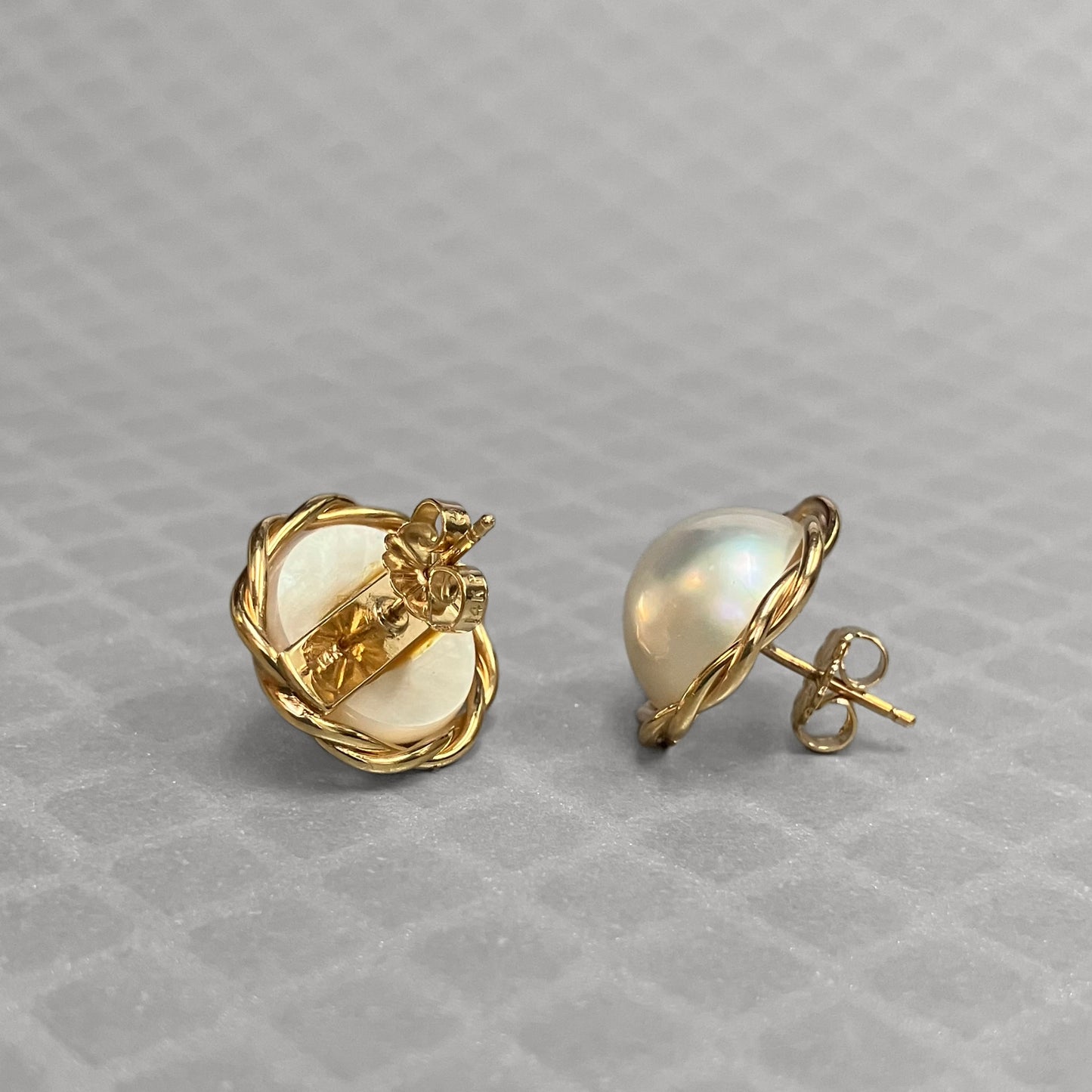 Preowned Yellow Gold and Mabe' Pearl Stud Earrings