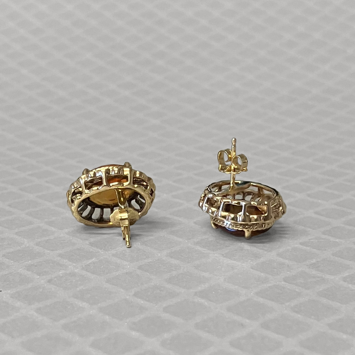 Preowned Yellow Gold and Citrine Scallop Earrings