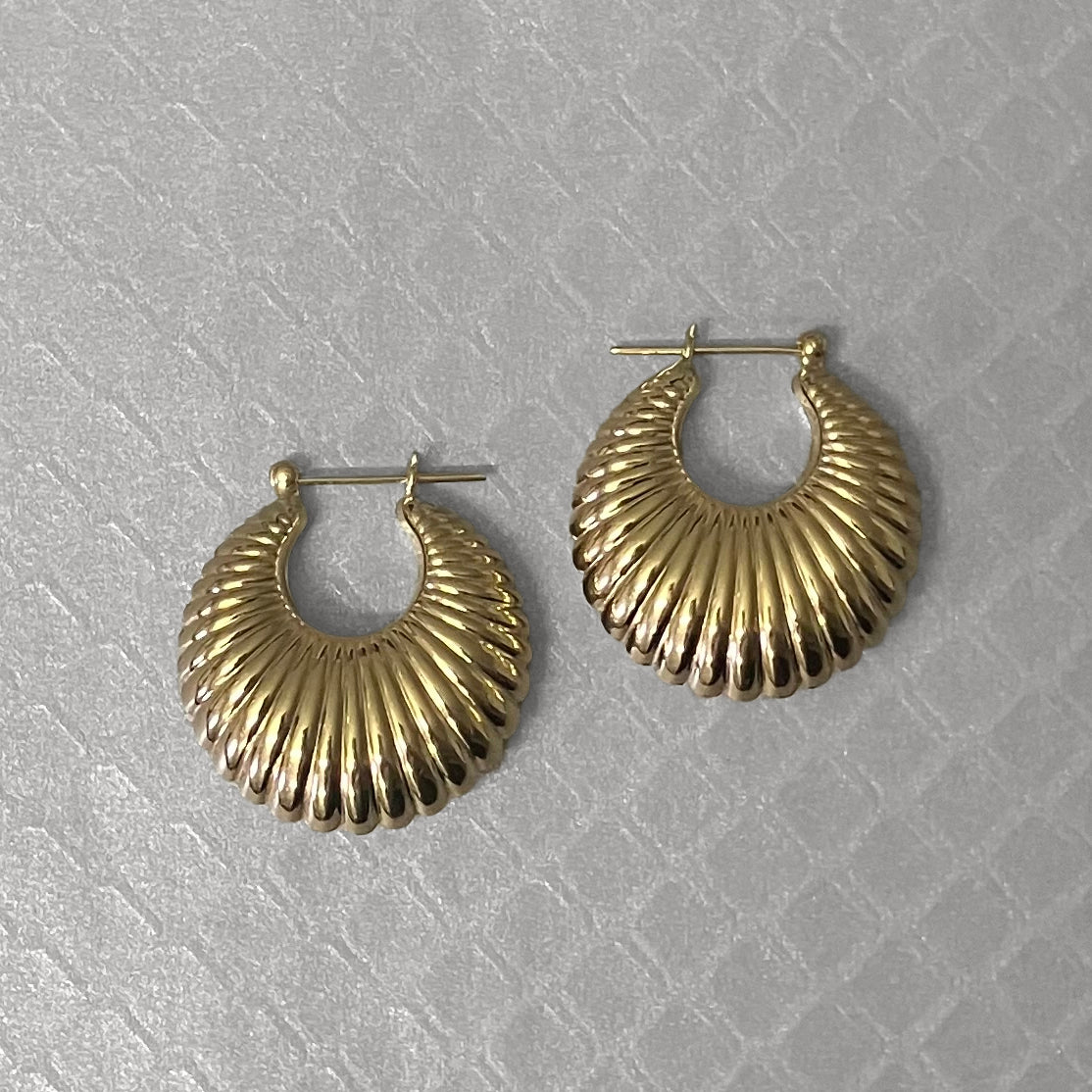 Preowned Yellow Gold Shrimped Earrings
