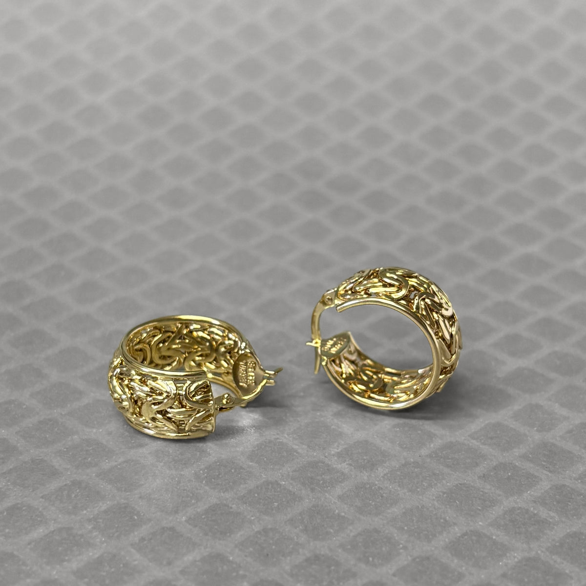 Preowned Yellow Gold Bismarck Hoop Earrings