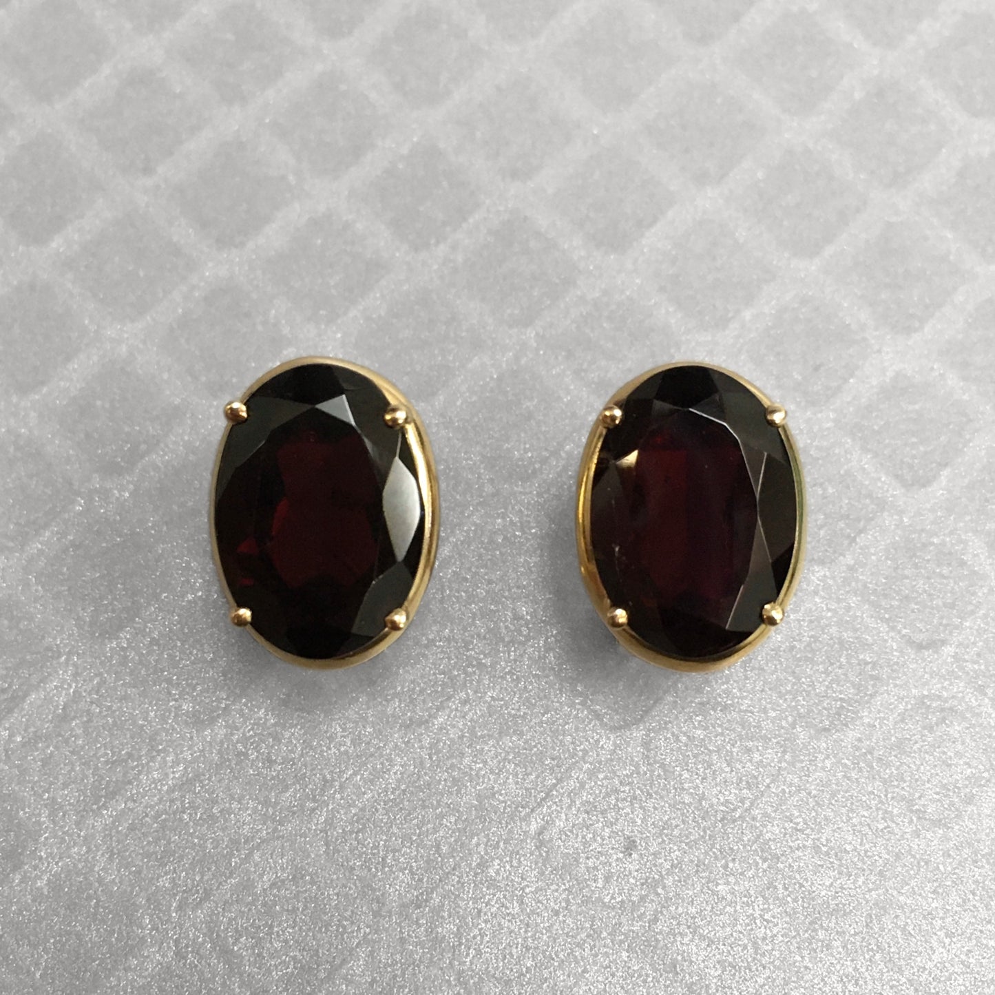 Preowned Yellow Gold and Garnet Earrings