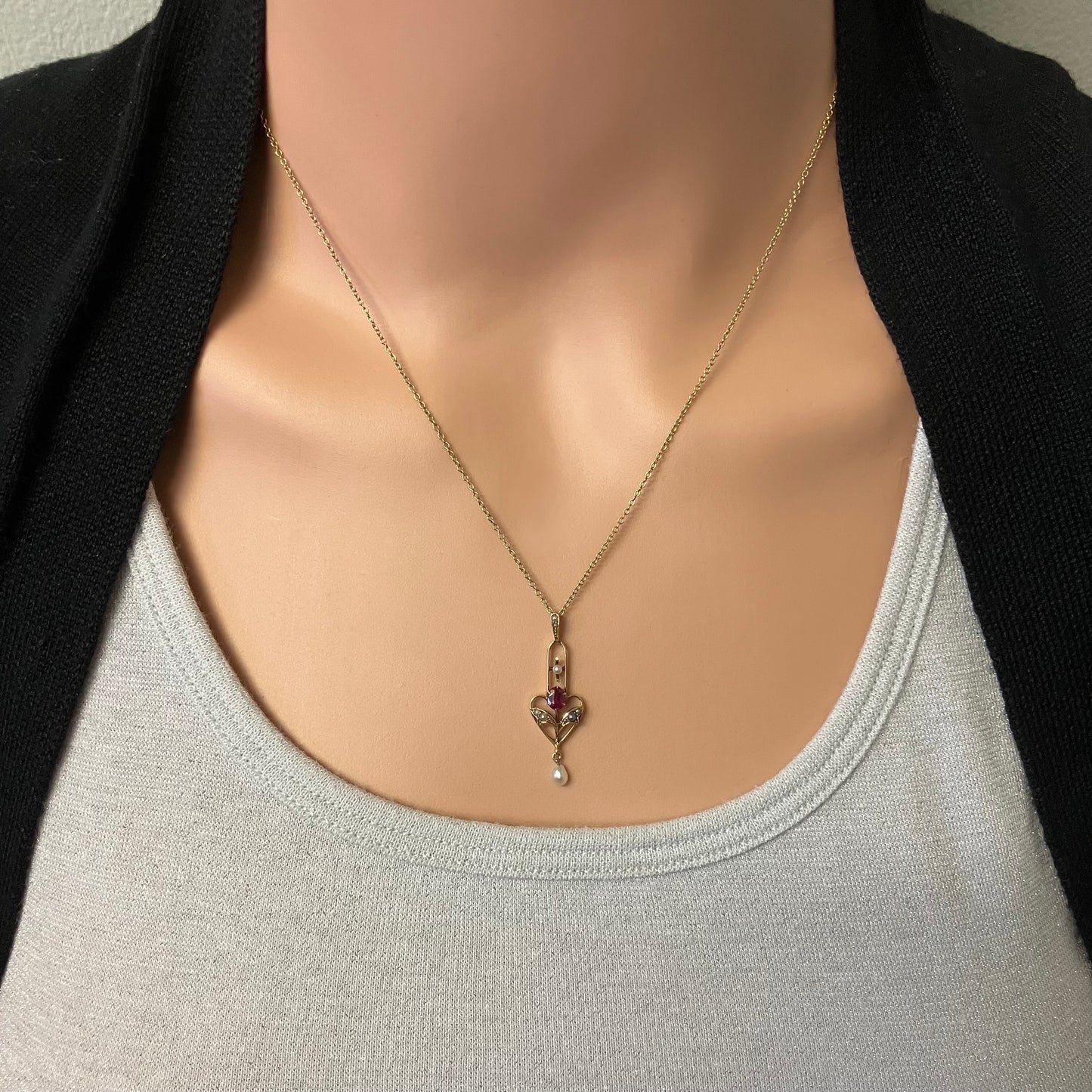 Preowned Yellow Gold Red Glass and Seed Pearl Pendant