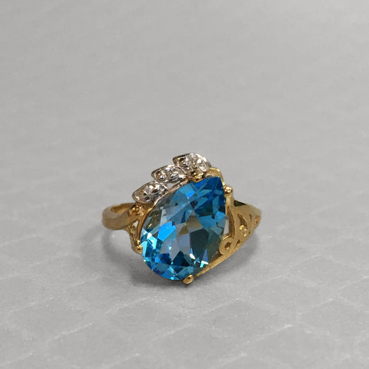 Preowned Yellow Gold Blue Topaz and Diamond Offset Ring