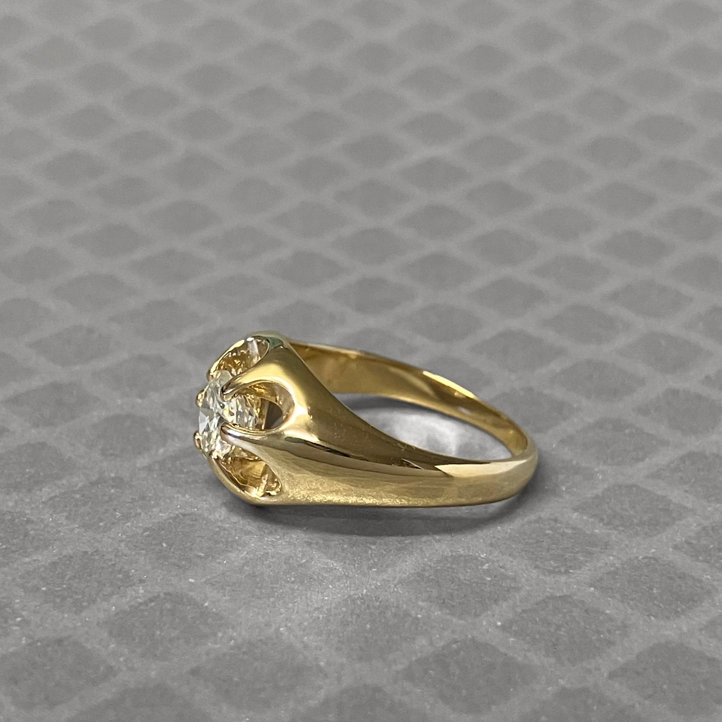 Preowned Yellow Gold and Diamond Belcher Style Ring