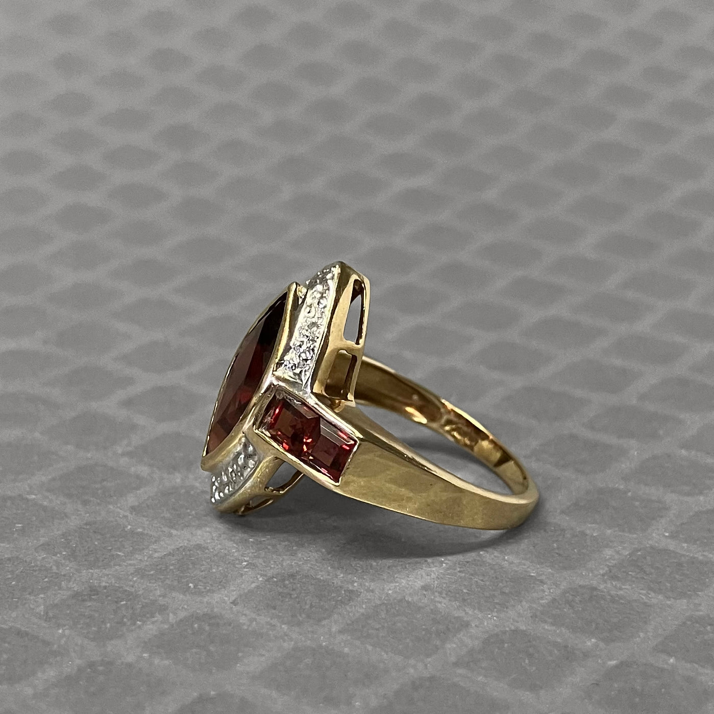 Preowned Yellow Gold Garnet and Diamond Ring