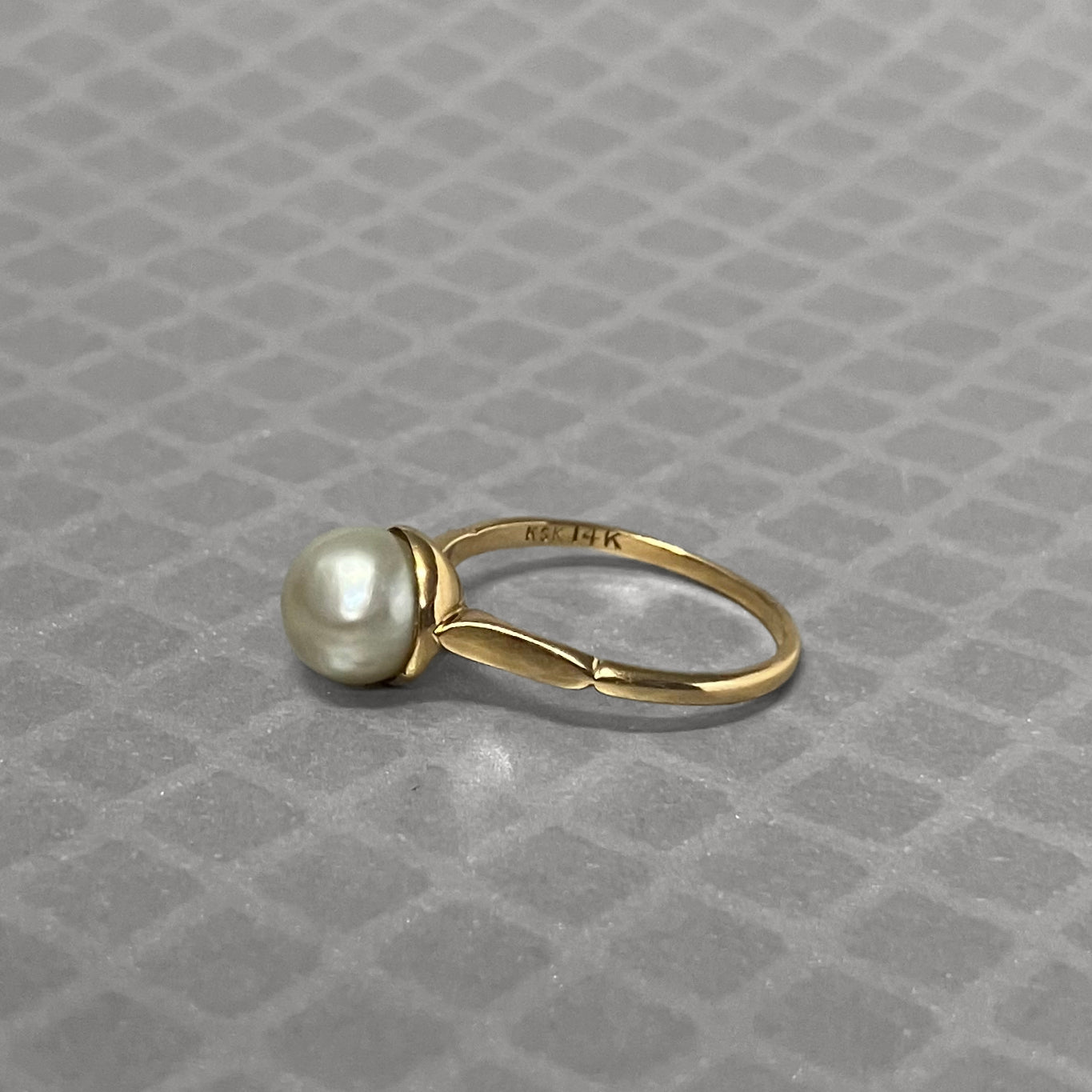 Preowned Yellow Gold and Baroque Cultured Pearl Ring