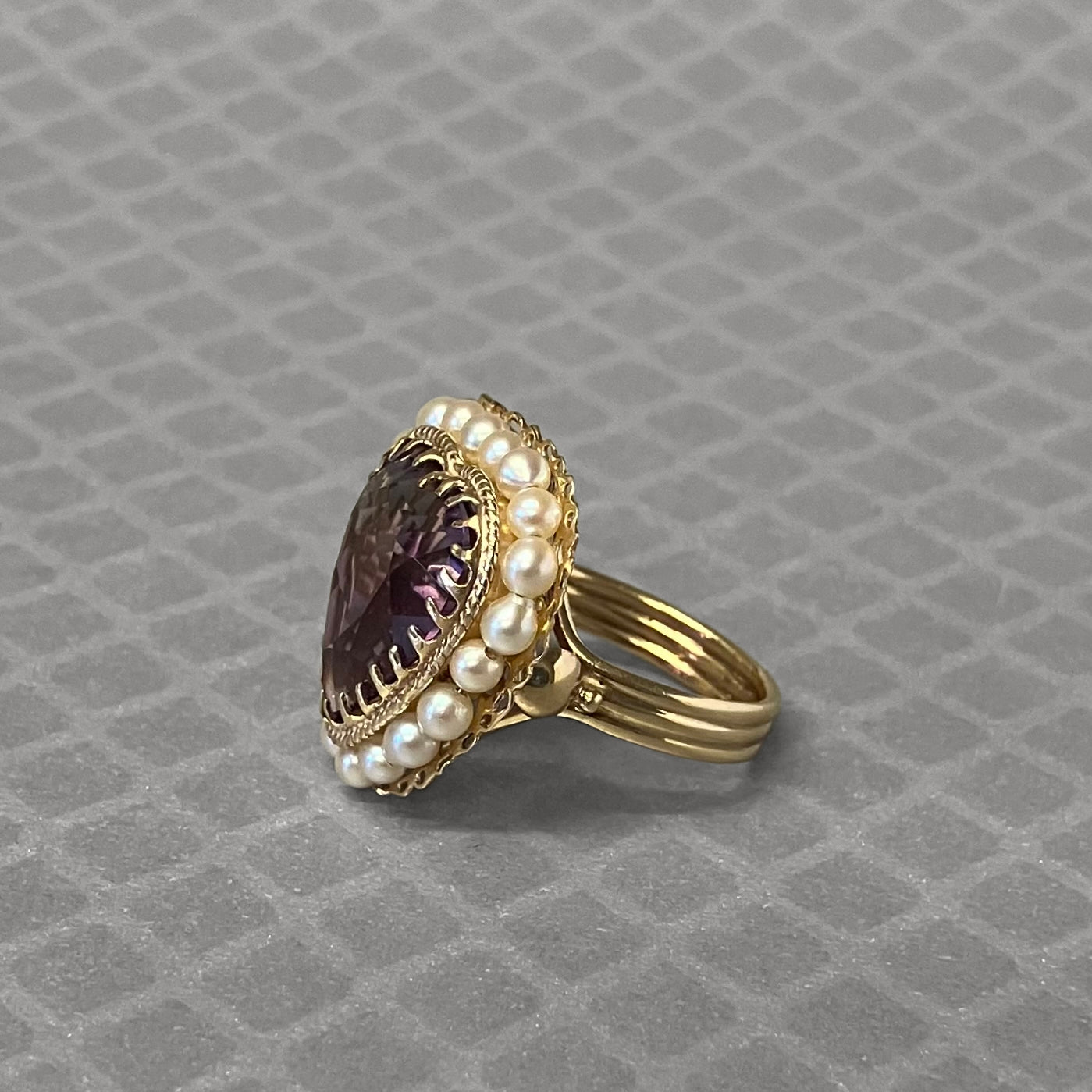 Preowned Yellow Gold Heart Shaped Amethyst and Pearl Ring