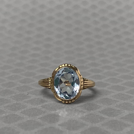 Preowned Yellow Gold and Synthetic Blue Spinel Ring