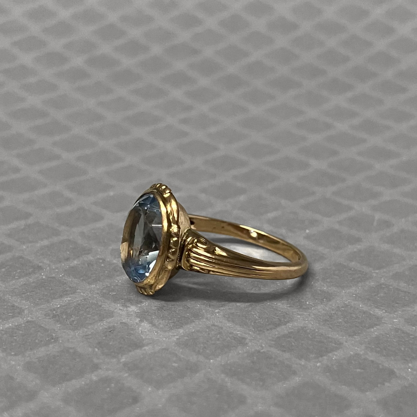 Preowned Yellow Gold and Synthetic Blue Spinel Ring