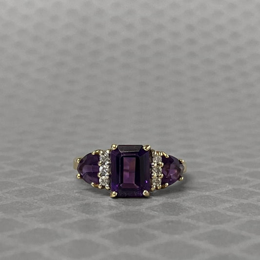 Preowned Yellow Gold Amethyst and Diamond Ring