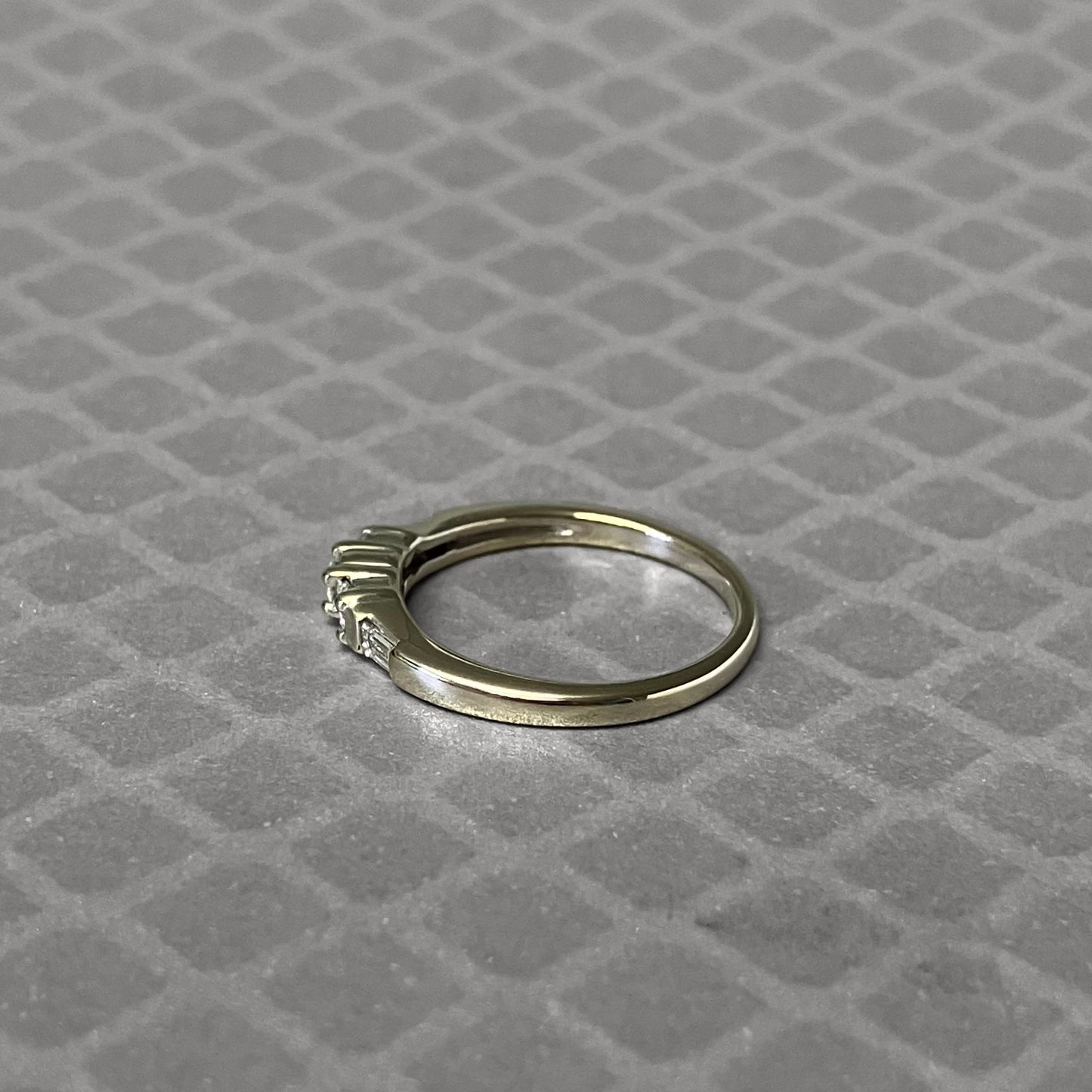 Preowned White Gold Round and Baguette Diamond Ring