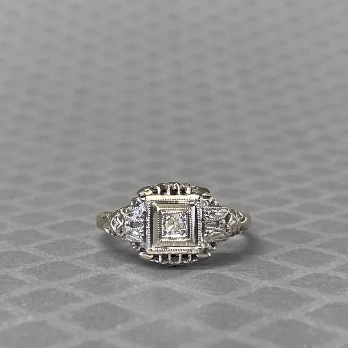 Preowned White Gold and Diamond Filigree Art Deco Ring