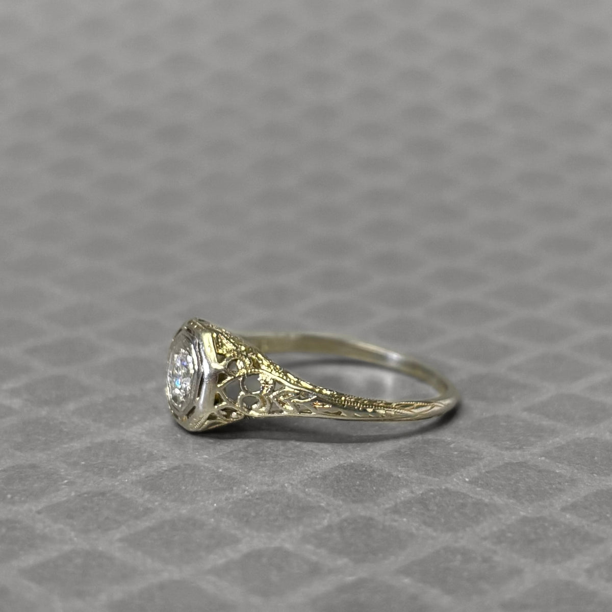 Preowned White Gold and Round Diamond Filigree Ring