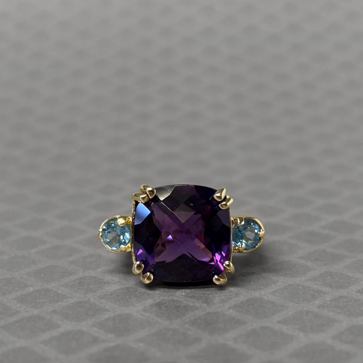 Preowned Yellow Gold Cushion Checkerboard Amethyst and Blue Topaz Ring