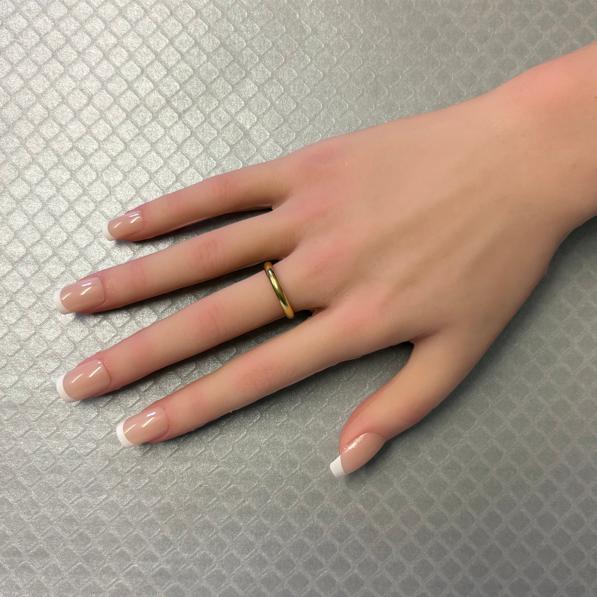 Preowned Yellow Gold Rounded Band