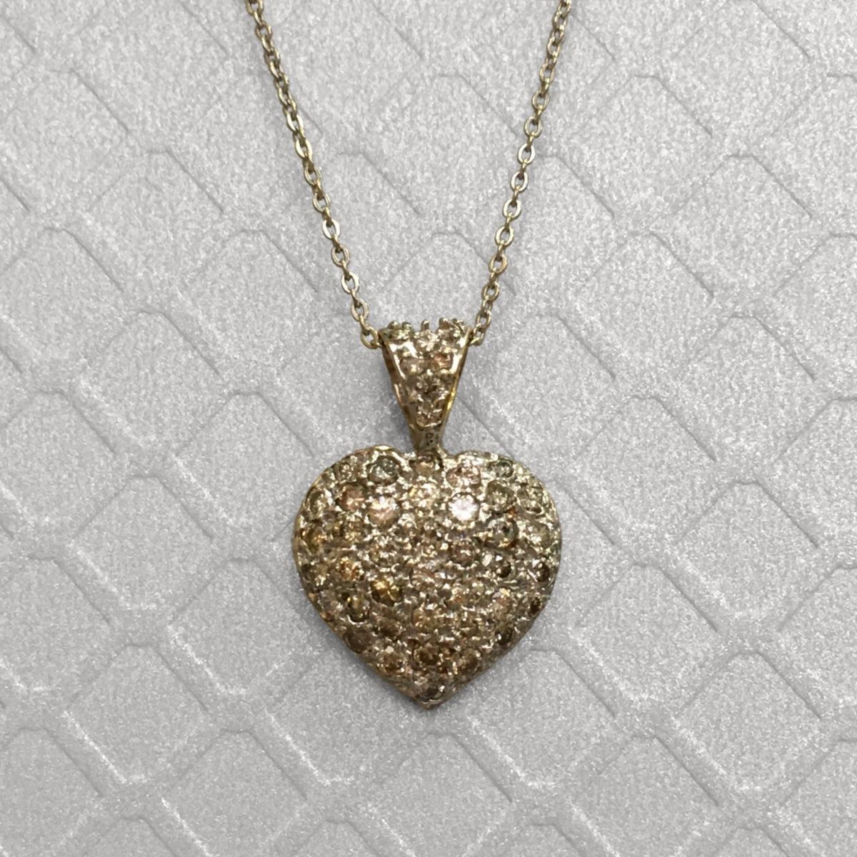 Preowned White Gold and Diamond Heart Pendant