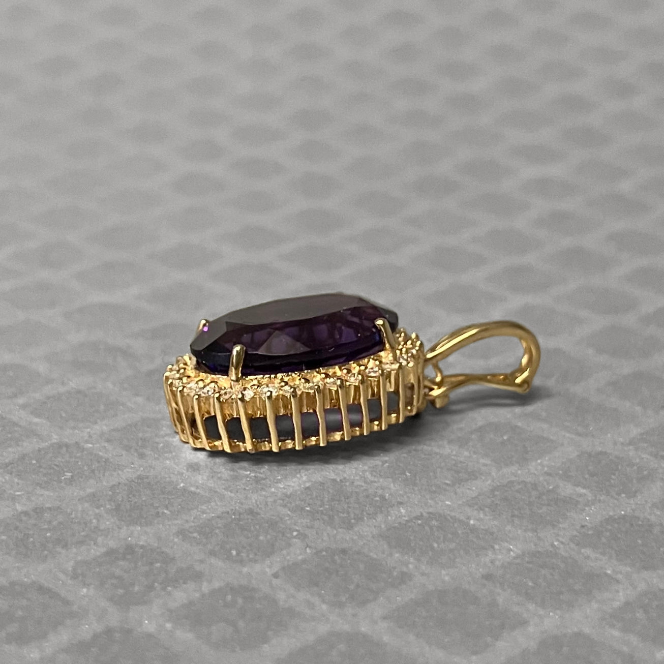 Preowned Yellow Gold Amethyst and Diamond Pendant