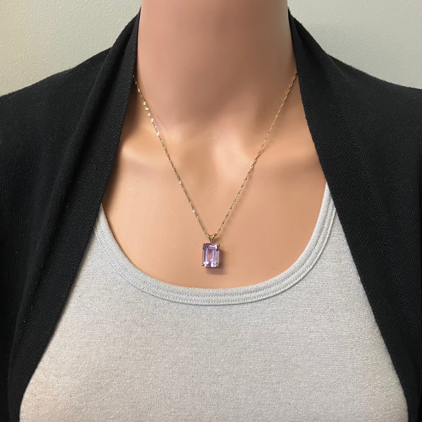 Preowned Yellow Gold and Lavender Amethyst Pendant