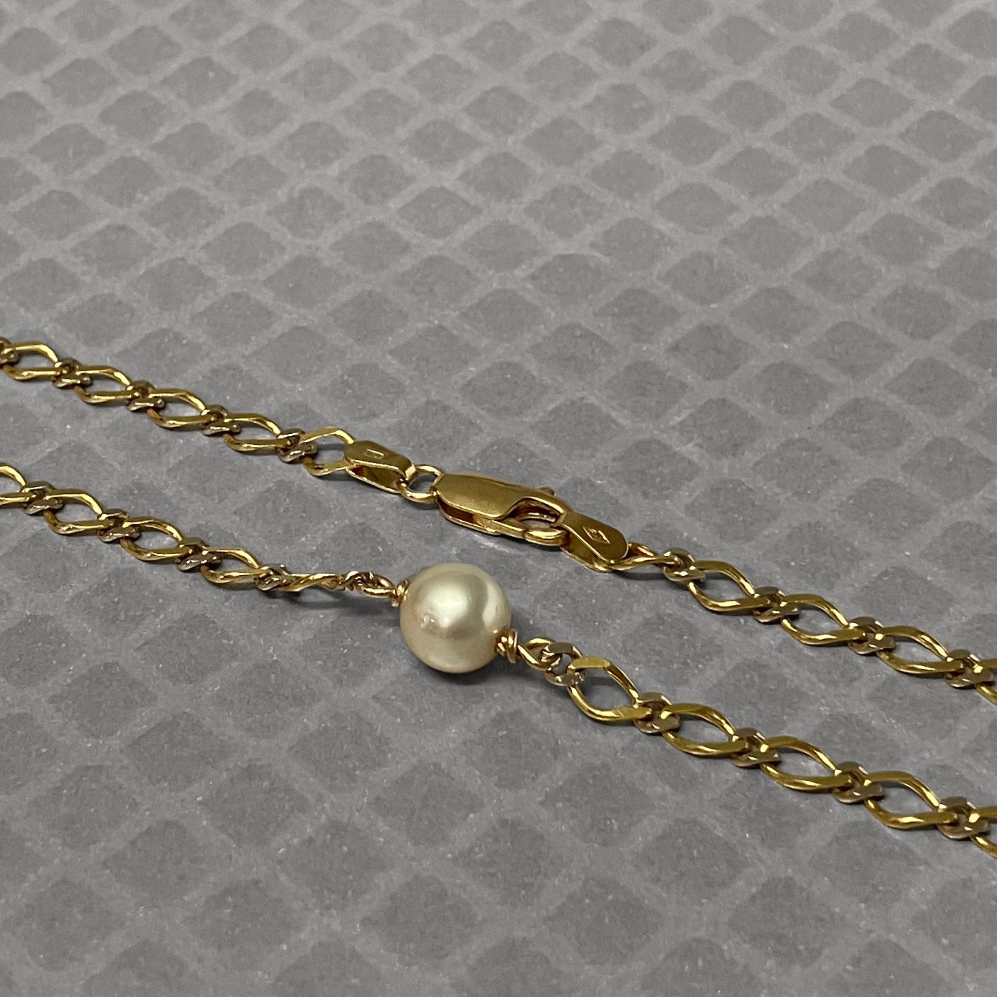 Preowned Yellow Gold and Akoya Pearl Station Chain
